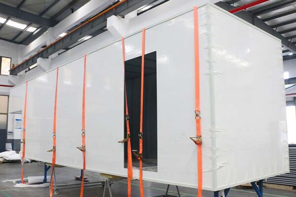 RV Body Assembled from PU Foam Sandwich Panels - TOPOLO RV